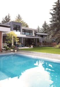 Fiberglass vs. Concrete vs. Vinyl Liner Pools